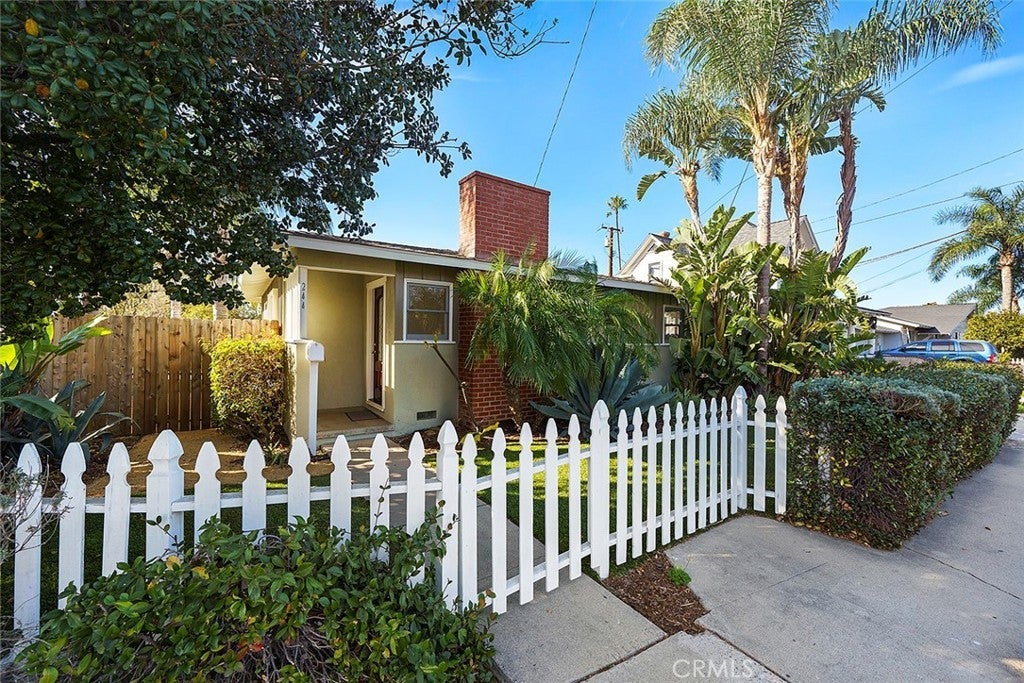 Photo of Listing #OC25013097