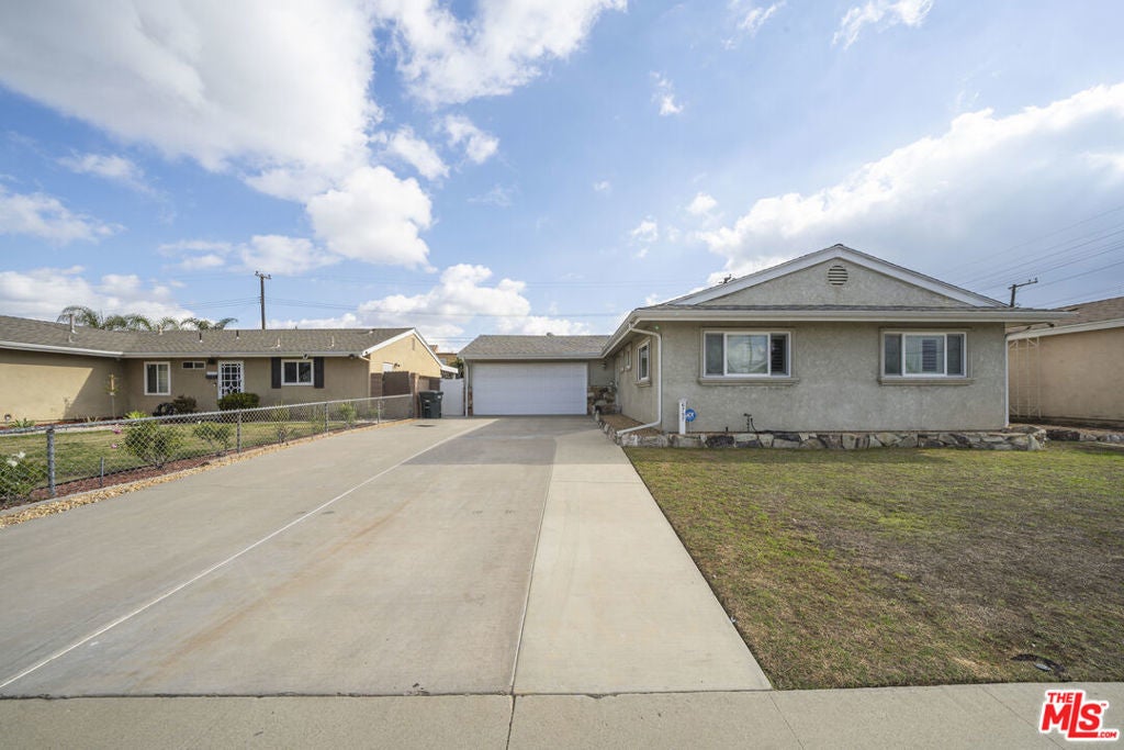 Photo of Listing #25485479