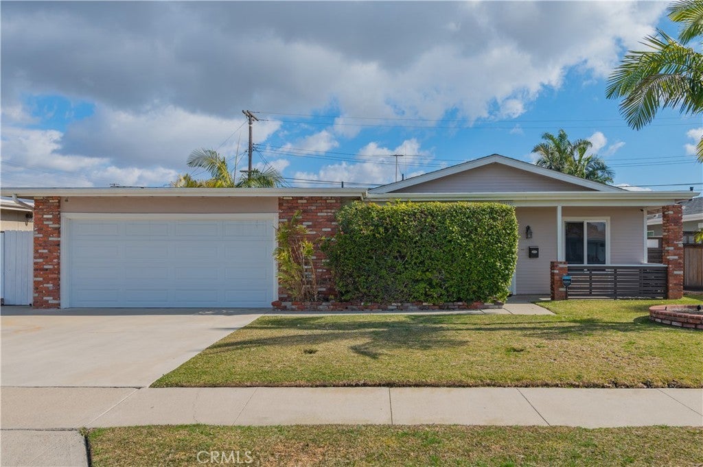 Photo of Listing #OC25013849