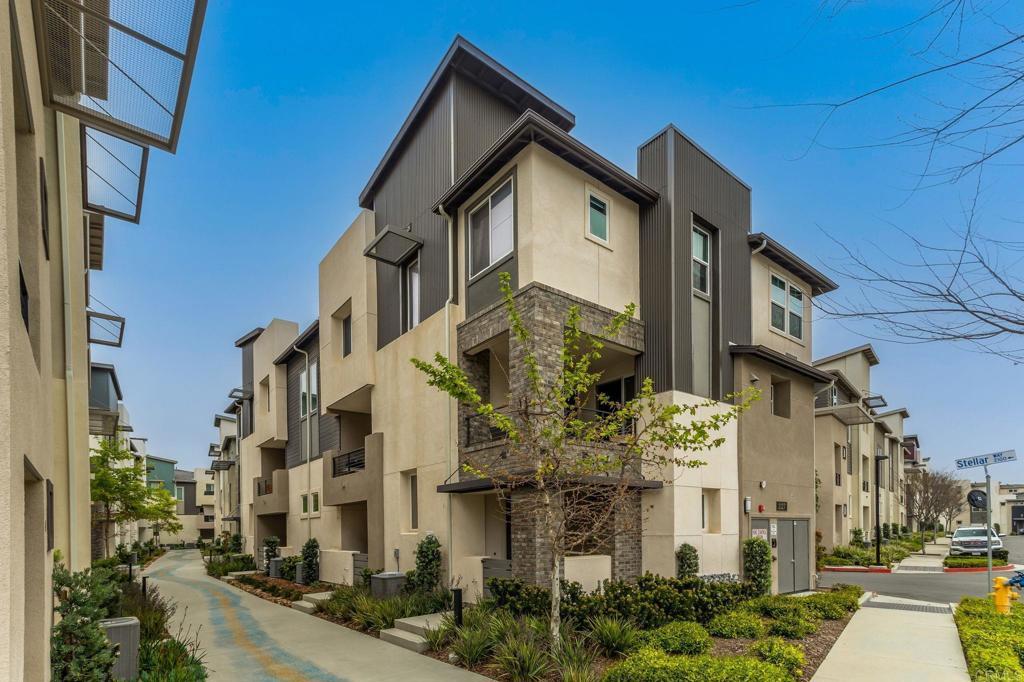 Photo of Listing #PTP2500486