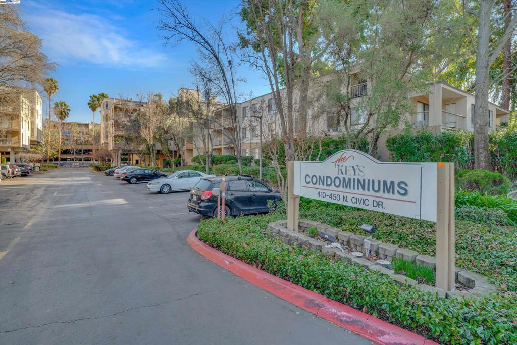 Photo of Listing #41083015