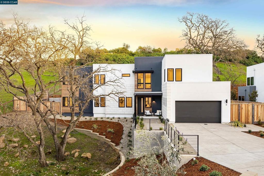 Photo of Listing #41083027