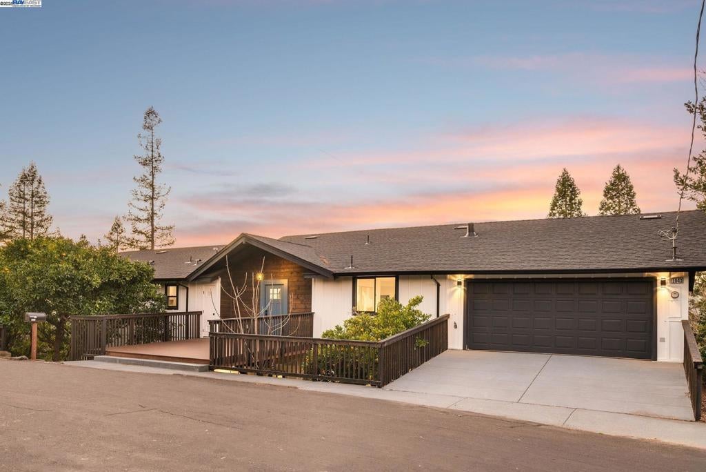 Photo of Listing #41083073