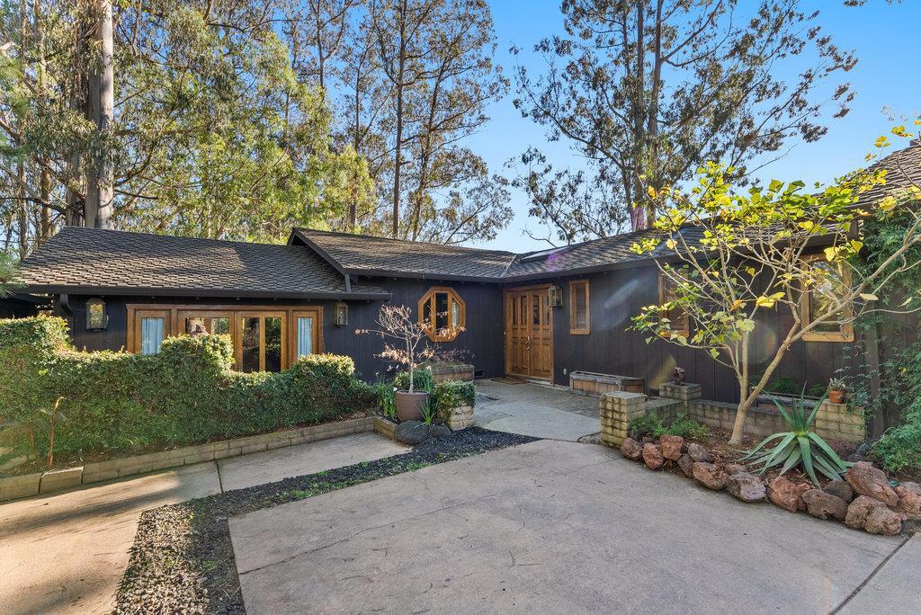 Photo of Listing #ML81991109