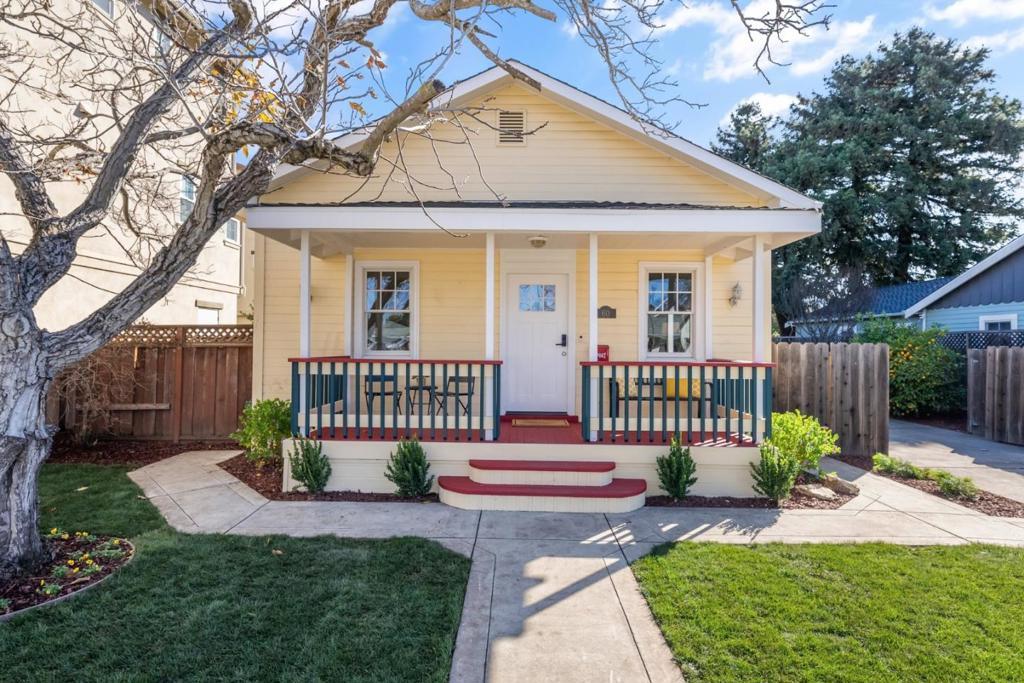 Photo of Listing #ML81989963