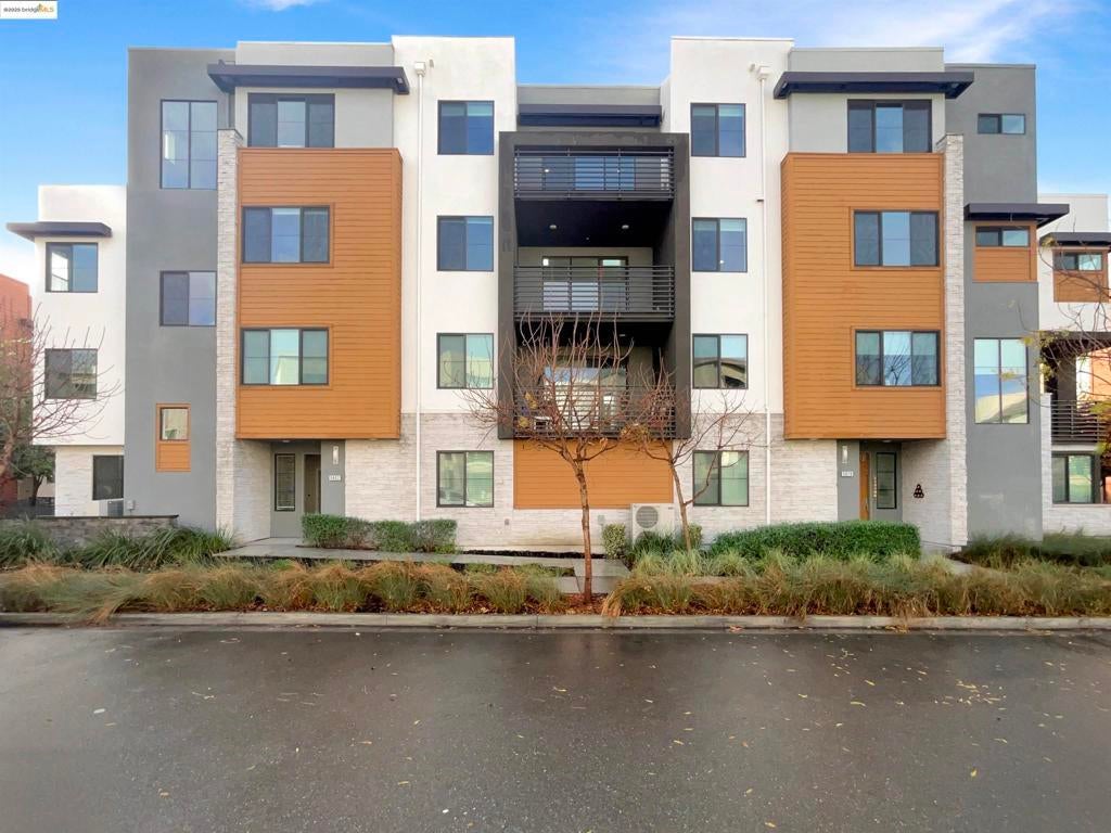 Photo of Listing #41083136