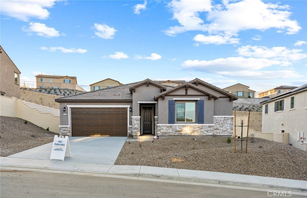 Photo of Listing #IV25015100