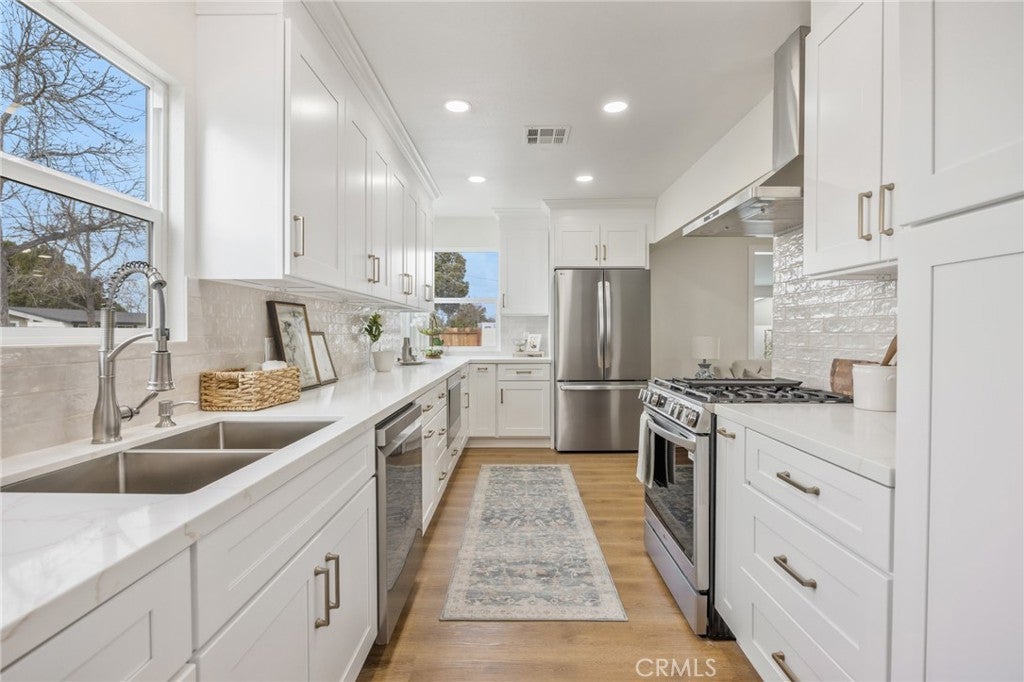 Photo of Listing #OC25002712