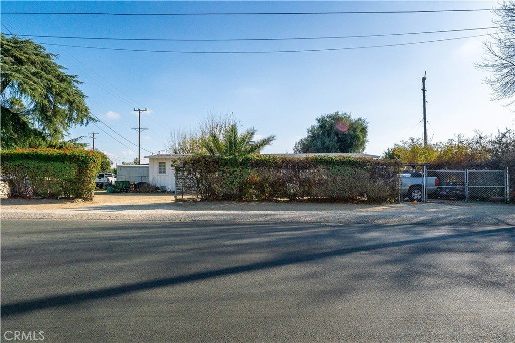 Photo of Listing #SR25010678