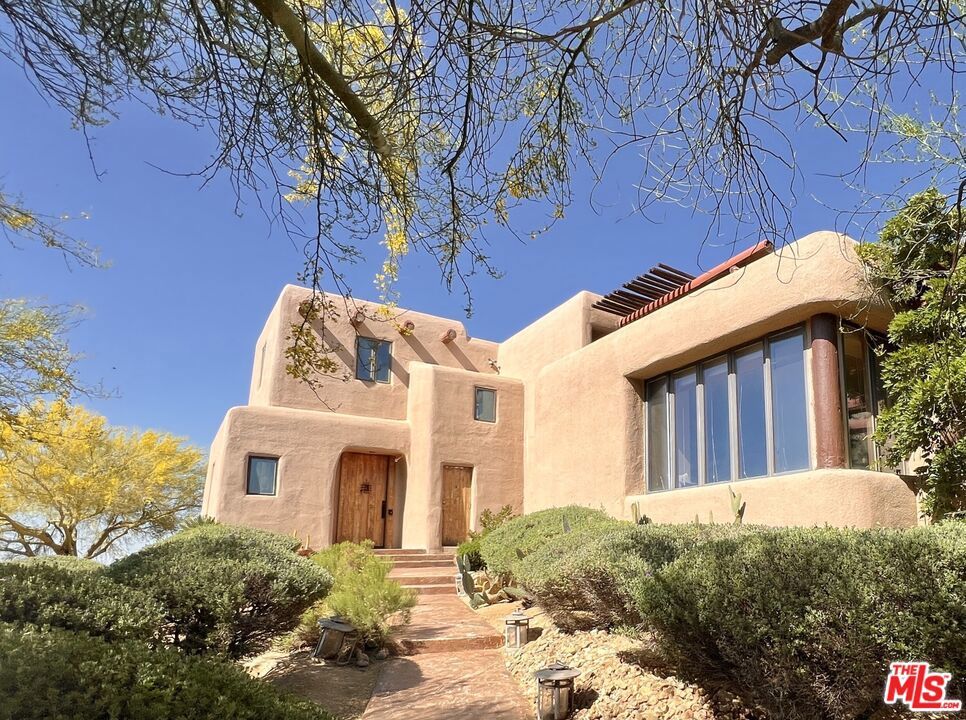 Photo of Listing #25487325