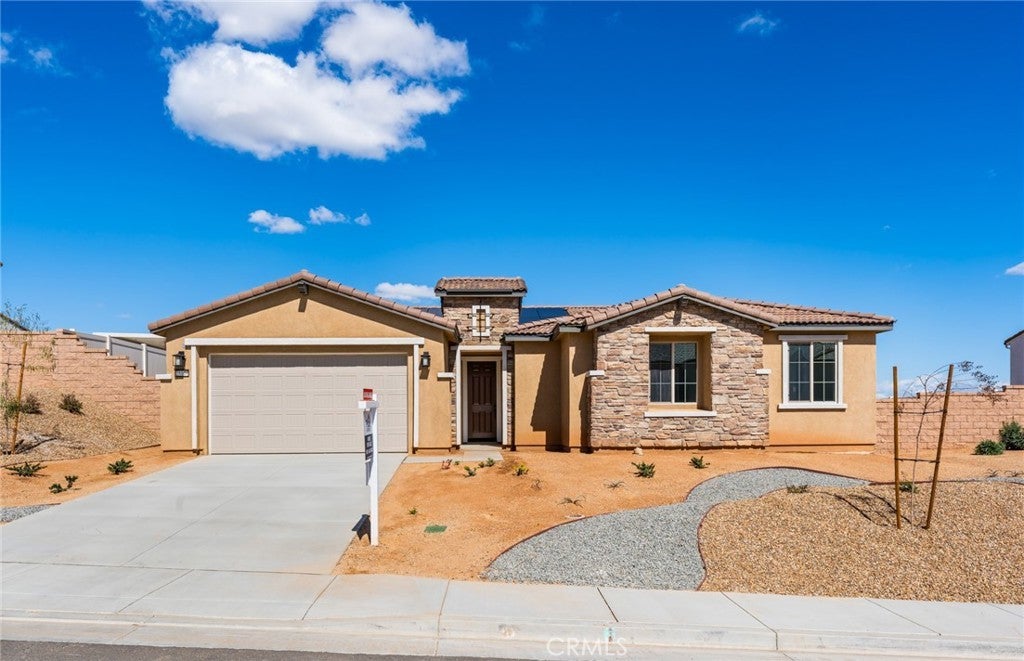 Photo of Listing #IV25015628