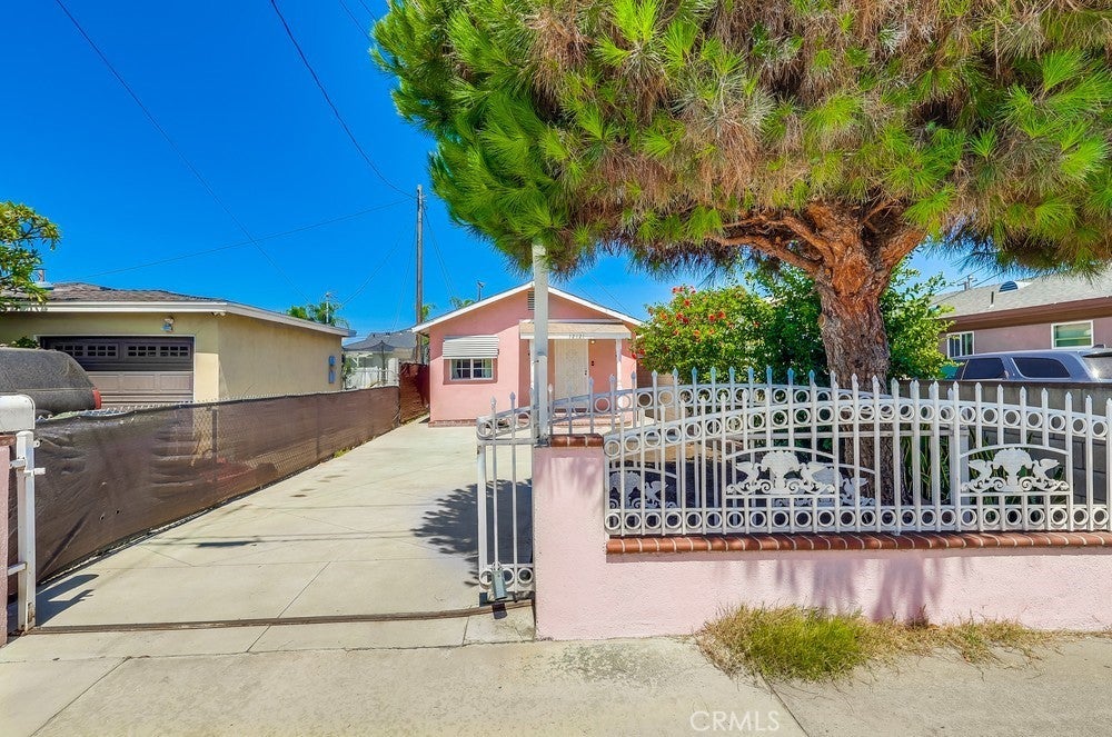 Photo of Listing #DW25015651