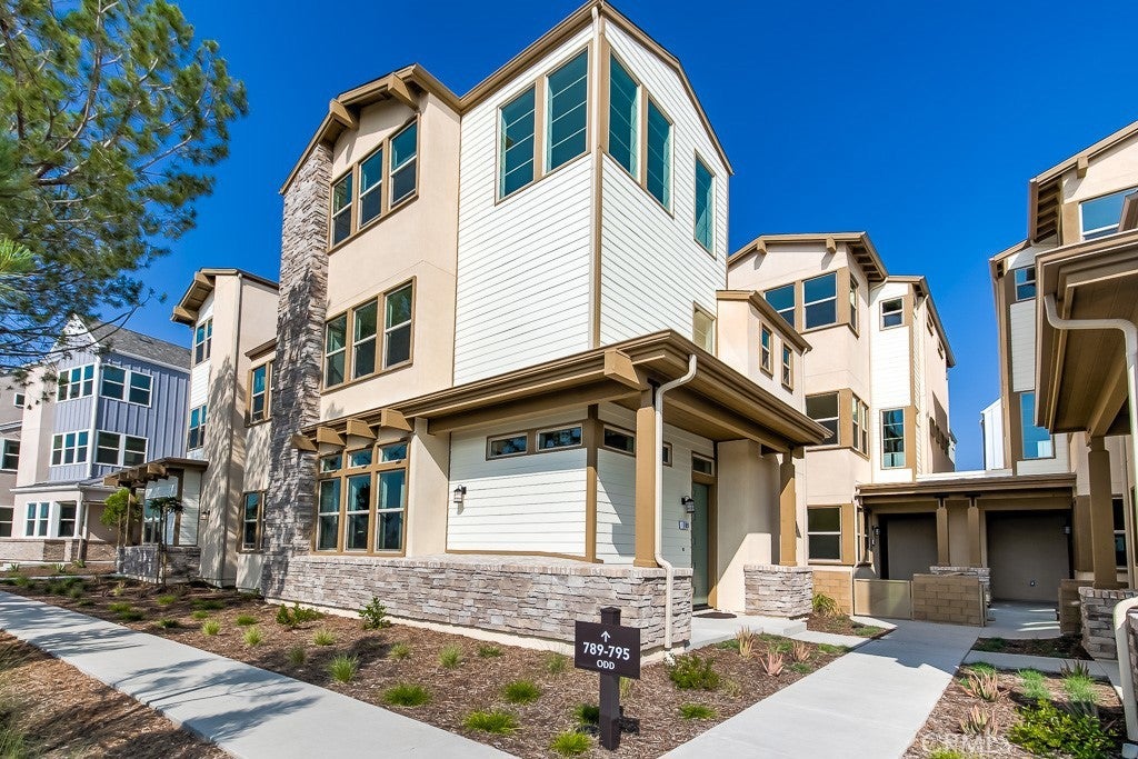 Photo of Listing #OC25012231