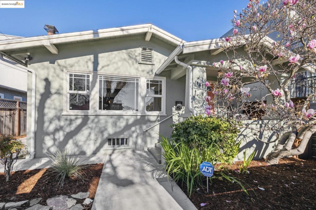 Photo of Listing #41083271