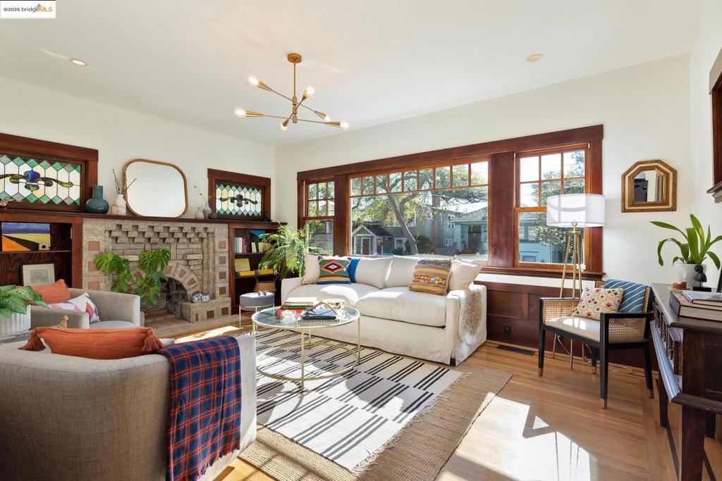 Photo of Listing #41083274