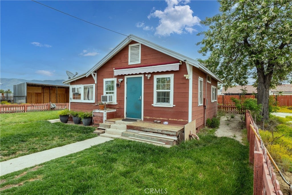 Photo of Listing #SB25016043