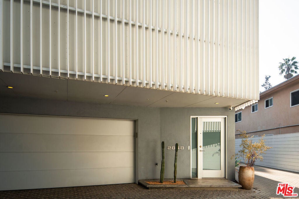 Photo of Listing #25486177