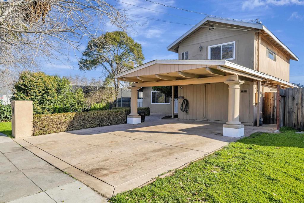 Photo of Listing #41083322