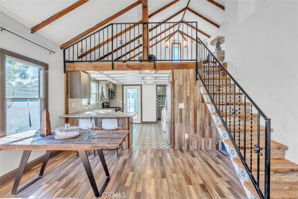 Photo of Listing #PW25016459