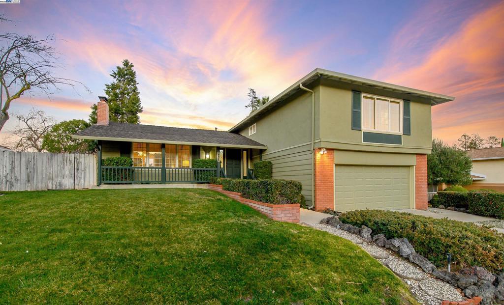 Photo of Listing #41083377