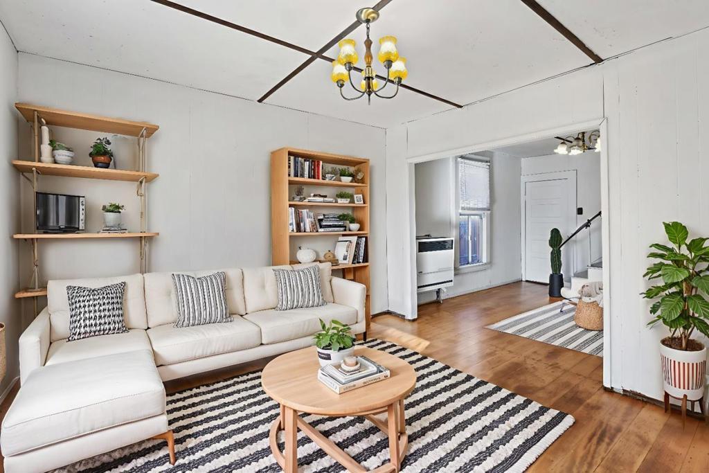 Photo of Listing #ML81991467