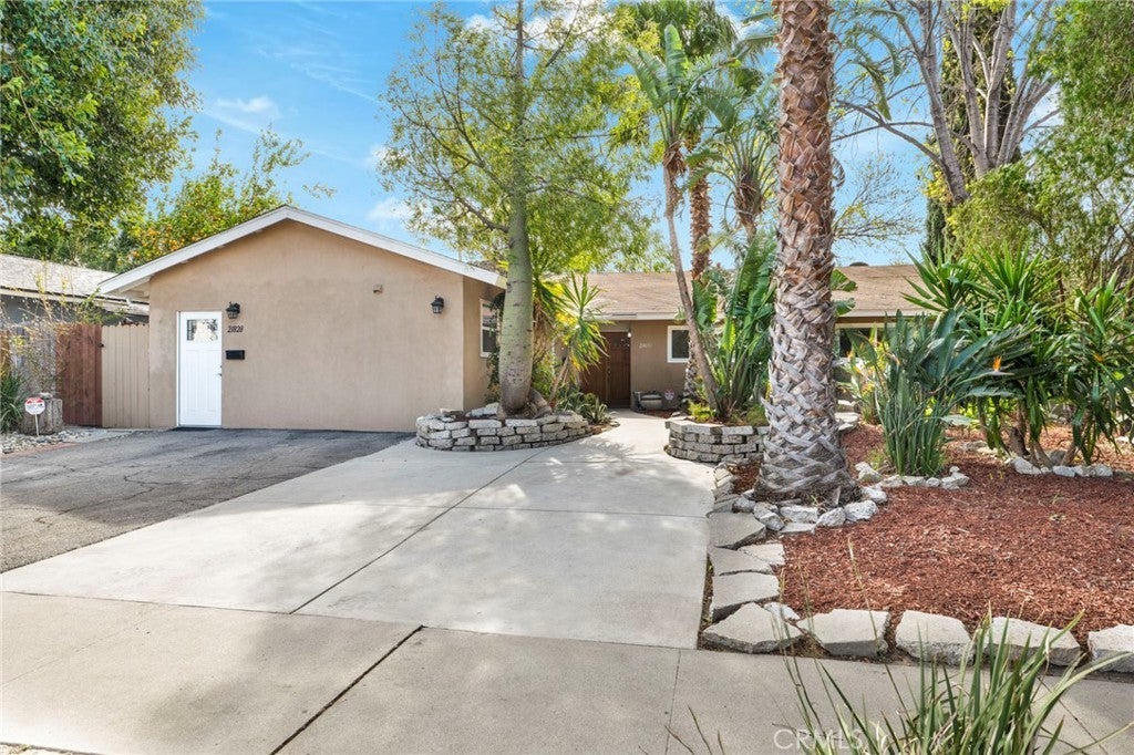 Photo of Listing #SR25008202