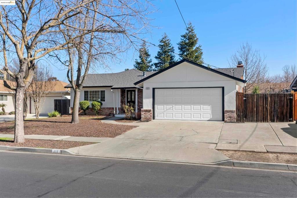 Photo of Listing #41083433