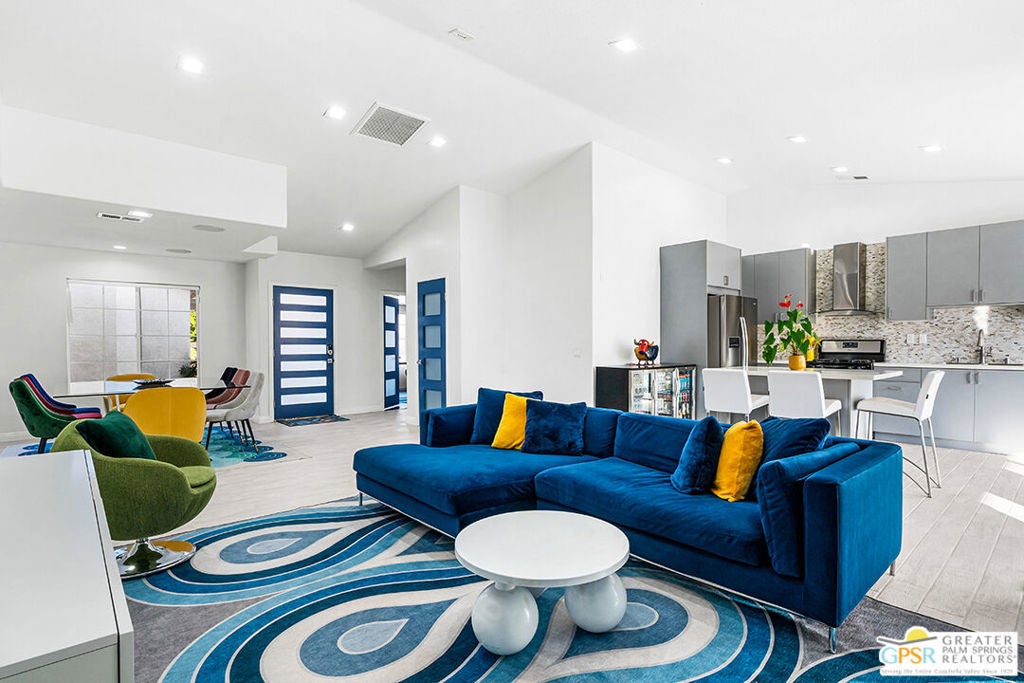 Photo of Listing #25488067