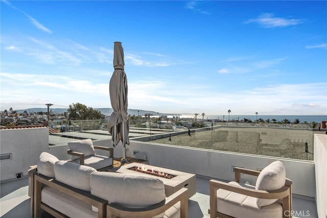1517 Golden Avenue, Hermosa Beach.