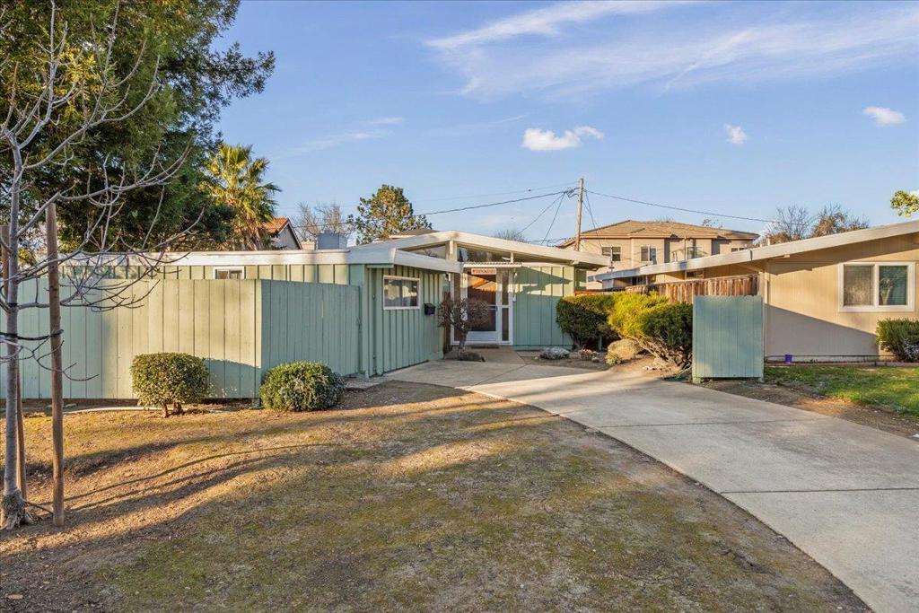 Photo of Listing #ML81991584