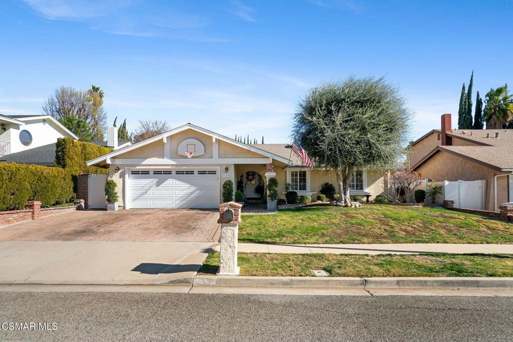 Photo of Listing #225000384