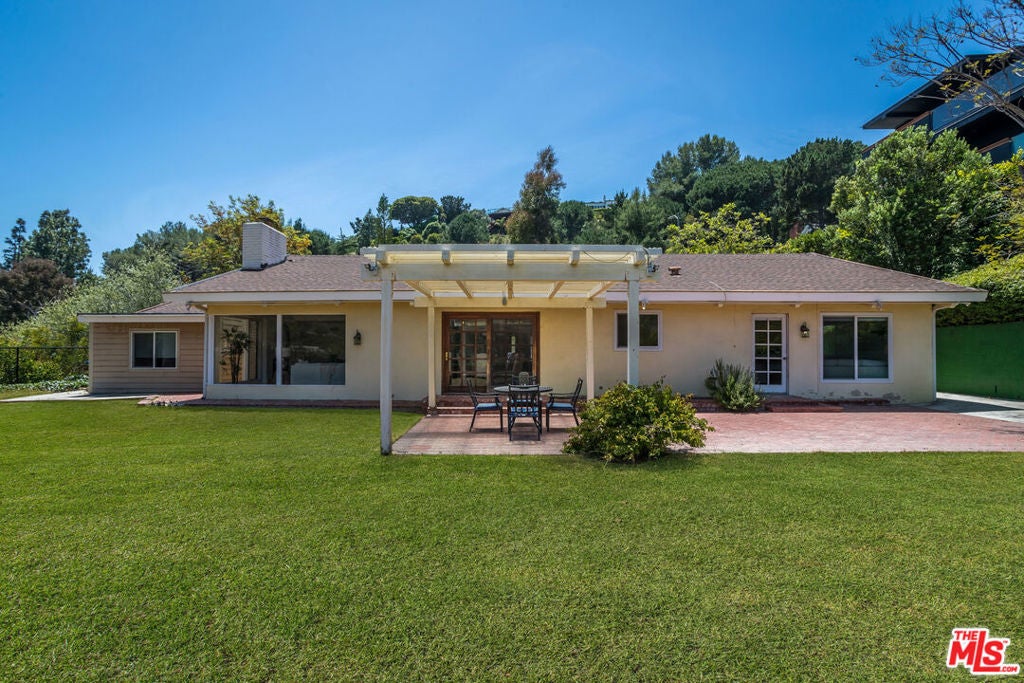 Photo of Listing #25488773