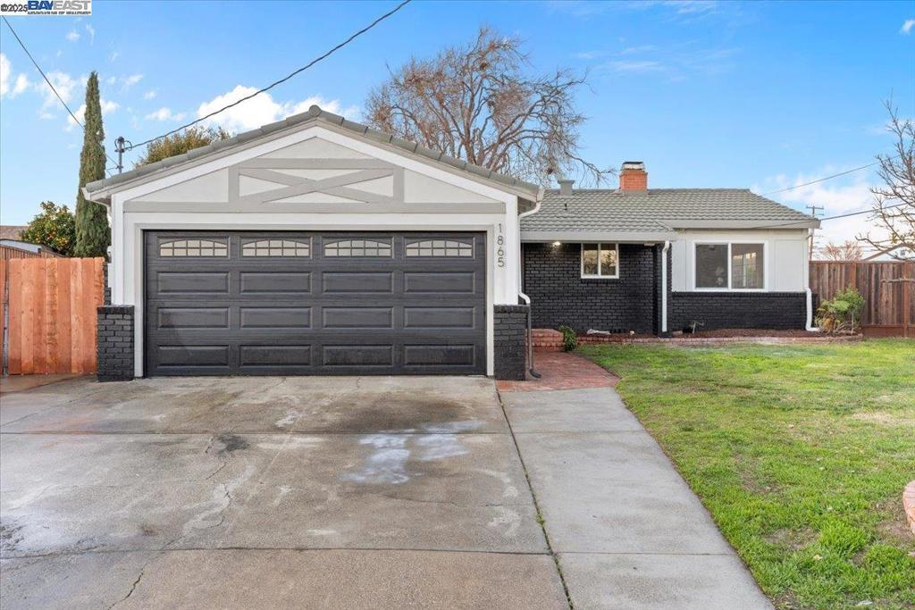 Photo of Listing #41083602