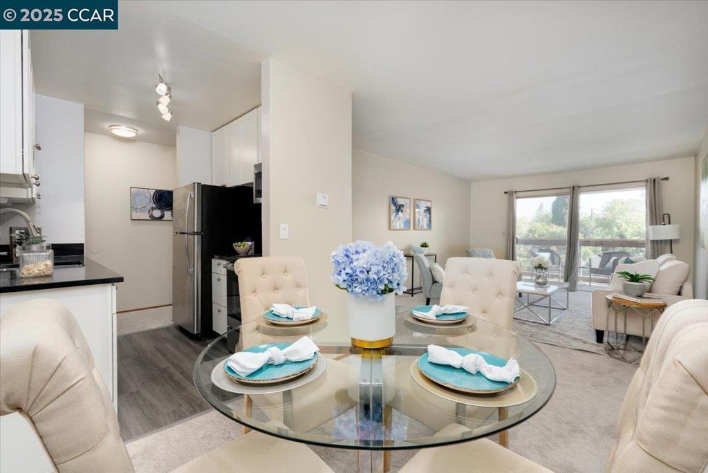 Photo of Listing #41083604