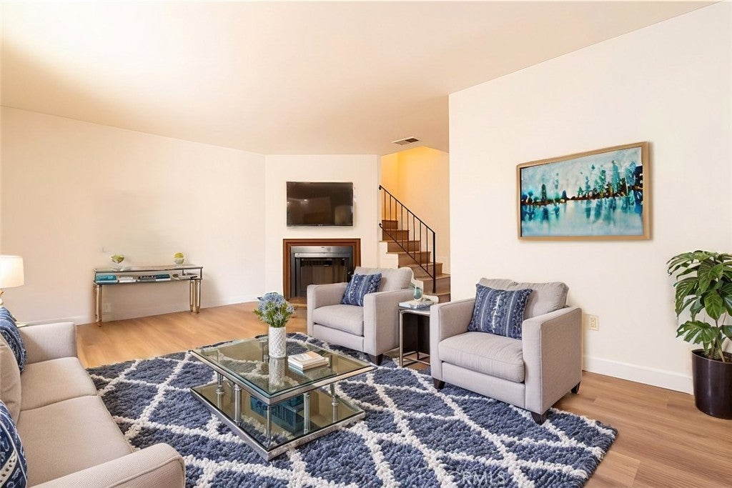 Photo of Listing #PF25013508