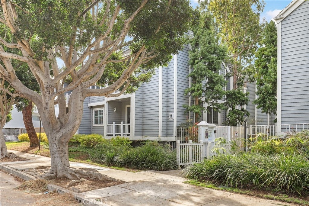 Photo of Listing #SB25014572