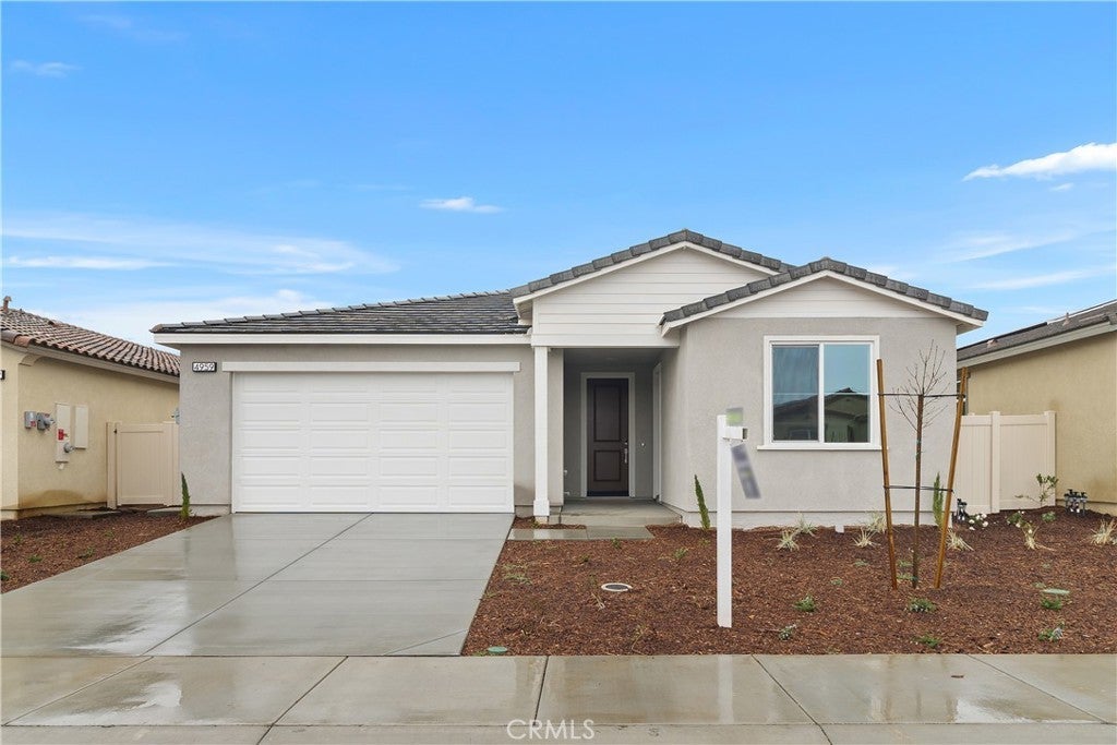 Photo of Listing #IV25015195