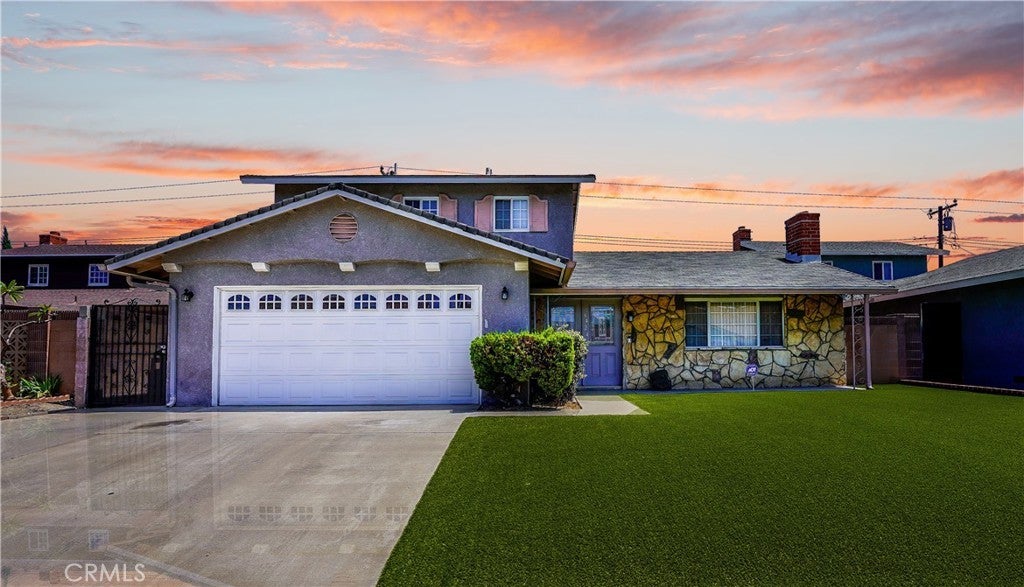 Photo of Listing #DW25017695