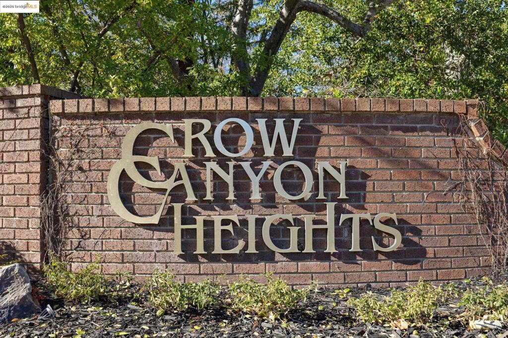 Photo of Listing #41083637