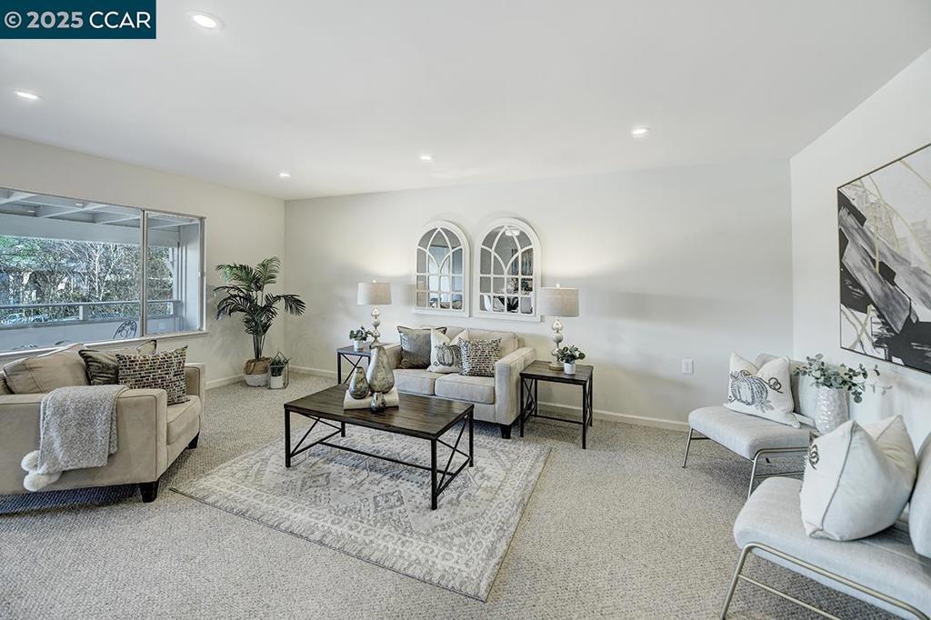 Photo of Listing #41083649