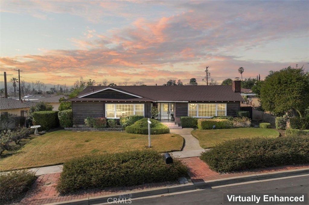 Photo of Listing #CV25018231