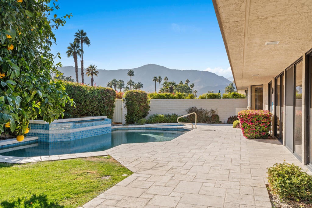 9 Mount Holyoke Drive, Rancho Mirage