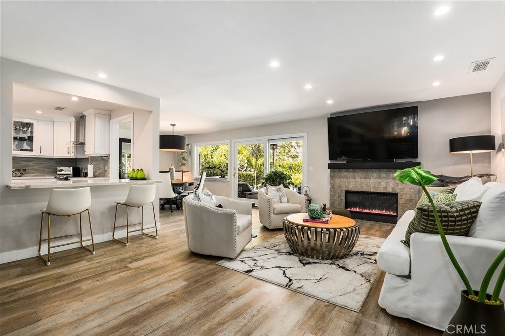 Photo of Listing #BB25017020