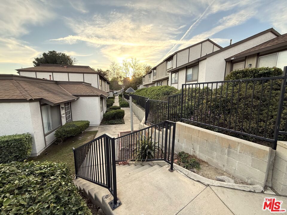 Photo of Listing #25489411