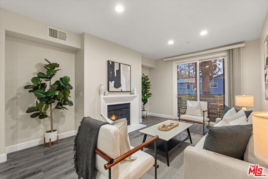 Photo of Listing #25489407