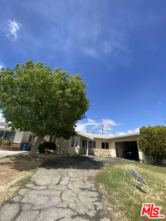 Photo of Listing #25489215