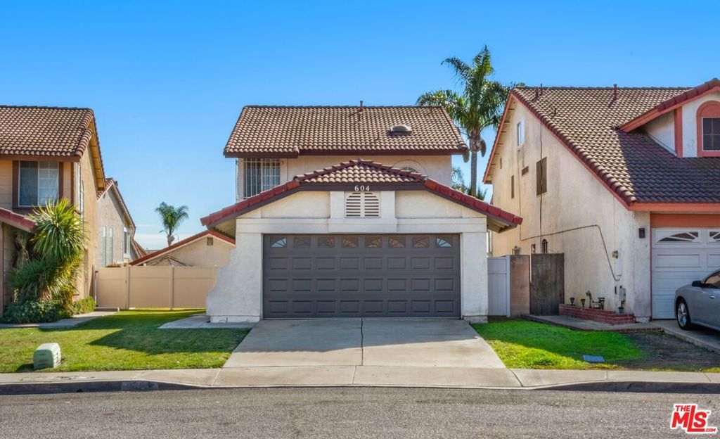 Photo of Listing #25489253