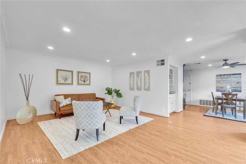 Photo of Listing #OC25018809