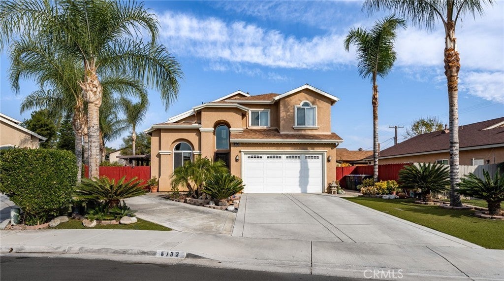 Photo of Listing #IV25018617