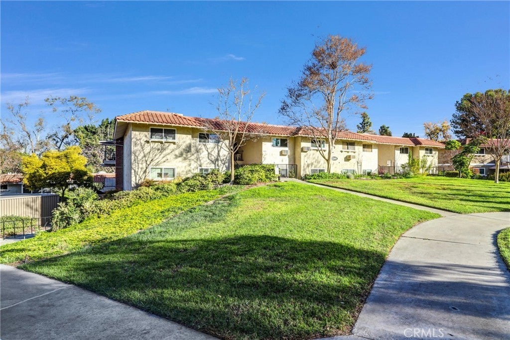 Photo of Listing #SR25017913